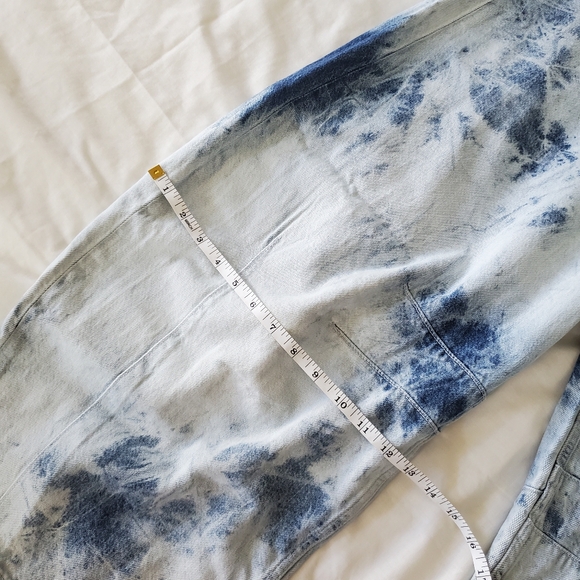 Jeans - Picture 4 of 15